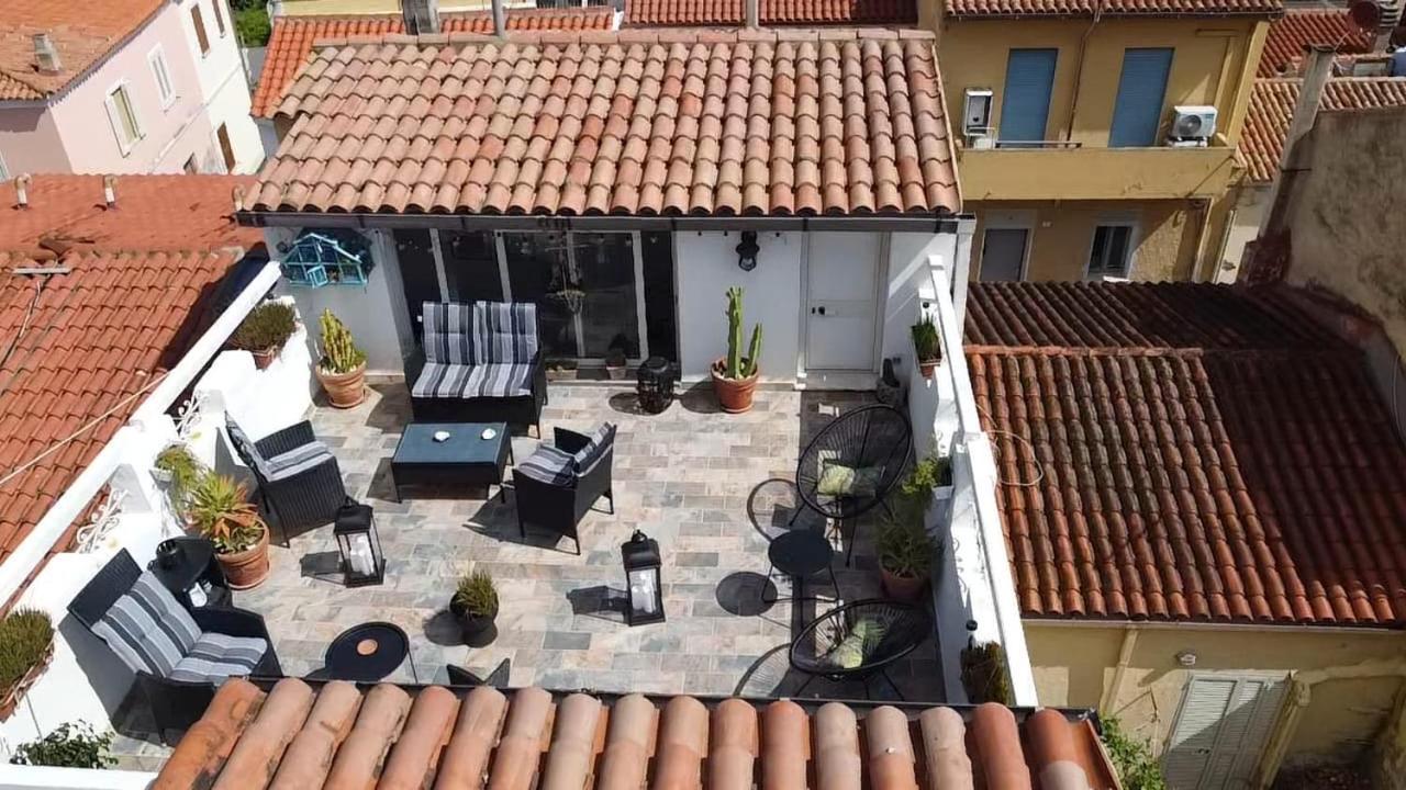 Cozy Guest House Downtown Olbia Exterior photo